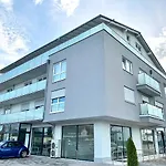 Pent - Apartahotel 3*