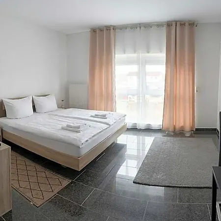 Aparthotel Pent - 3*