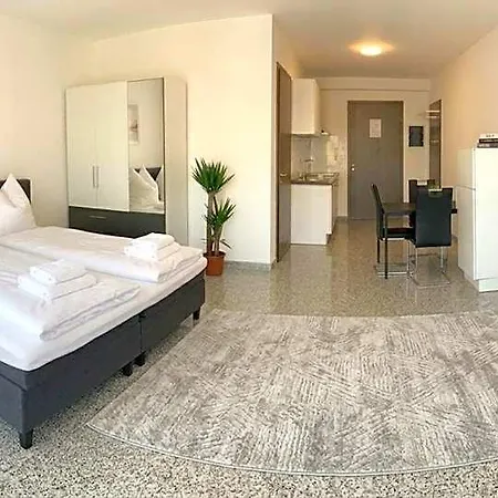Pent - Aparthotel 3*